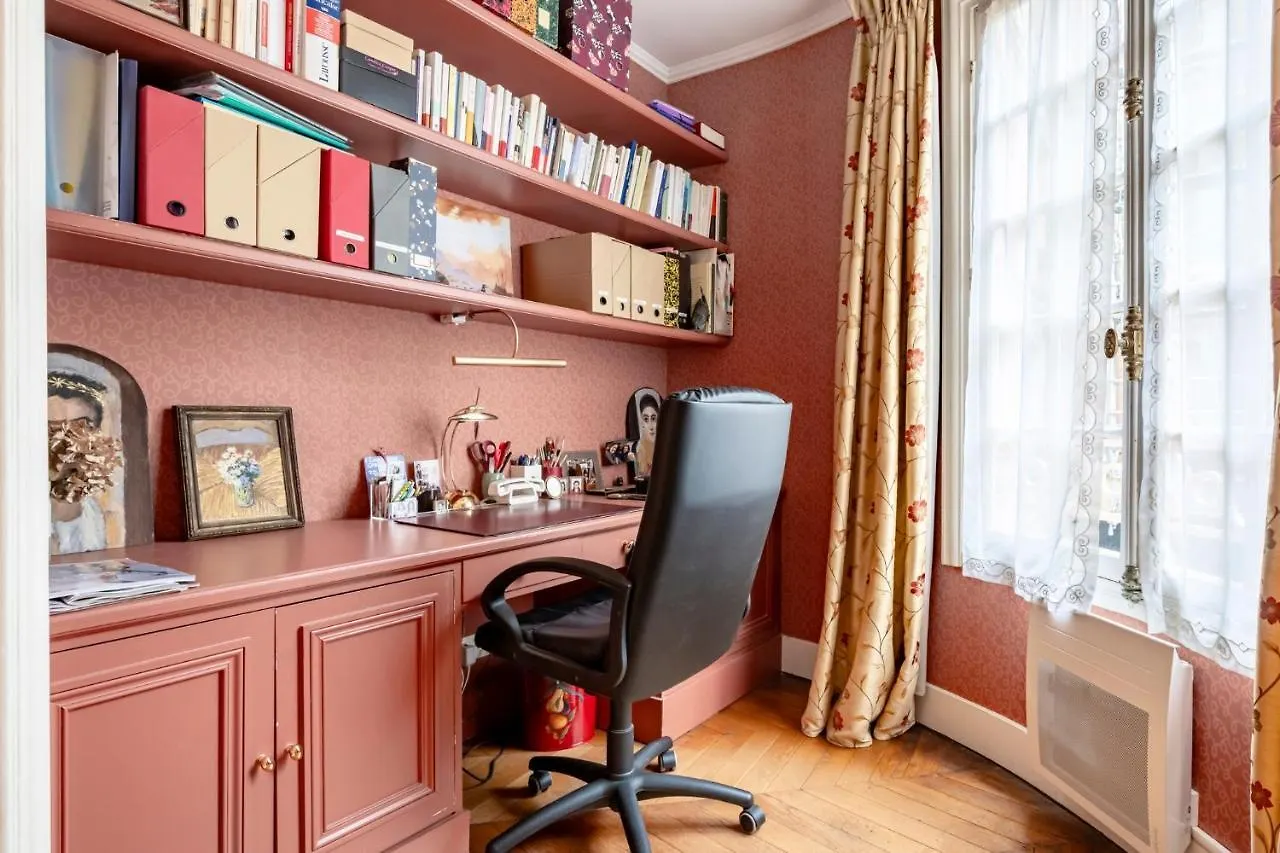 Apartment Veeve - Lavender Elegance *